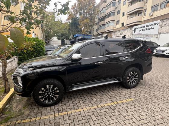MITSUBISHI PAJERO SPORT 2.4 16V MIVEC TURBO DIESEL HPE AWD AUTOMÁTICO MITSUBISHI PAJERO SPORT 2.4 16V MIVEC TURBO DIESEL HPE AWD AUTOMÁTICO